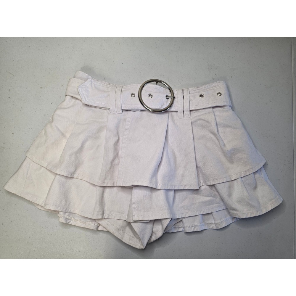 SHEIN White Denim Tiered Ruffle Skort with Circle Belt Size 27 Mini Skirt Look